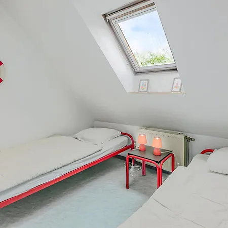 度假居 Colibri 12 P *